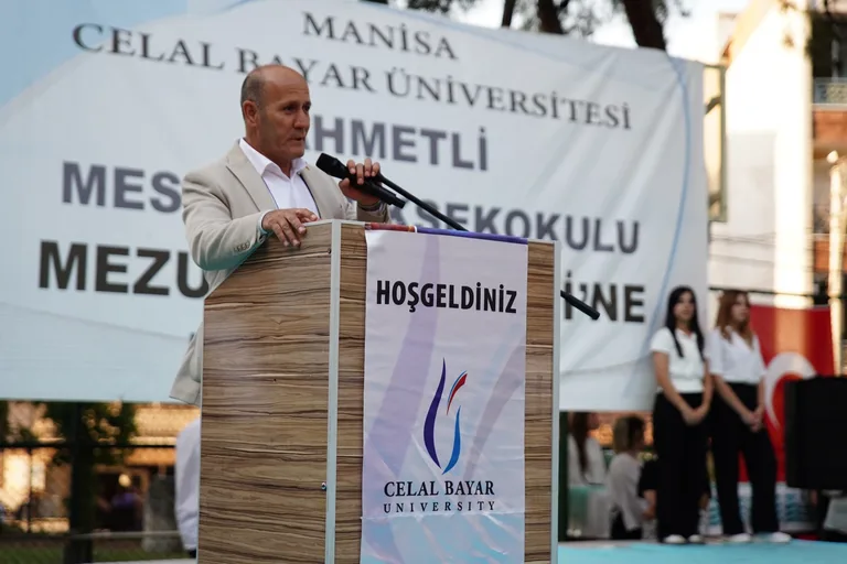 Başkan Fuat Mintaş, CBÜ Ahmetli MYO Mezuniyet Törenine Katıldı